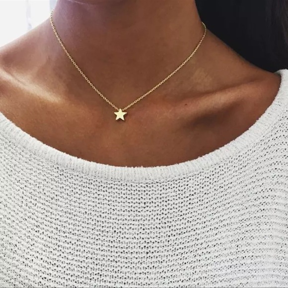 Jewelry - Silver star charm necklace minimalist boho